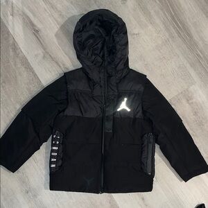 Jordan Black puffer Coat Size 7
💎💎 NWOT